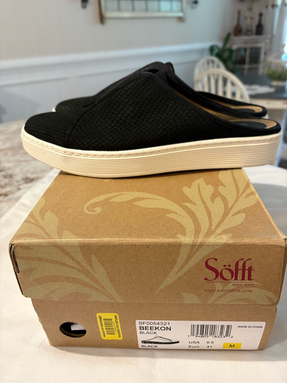 Soft black slide on shoes - Picture 3 of 8